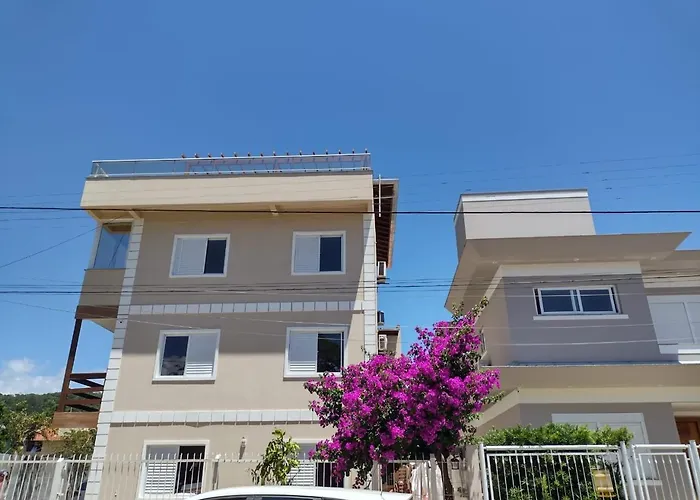 Residencial Lilly - Aptos De 1 E 2 Dorm.