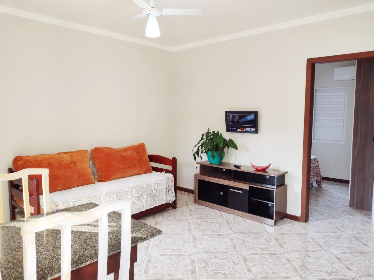 Residencial Lilly - Aptos De 1 E 2 Dorm. *