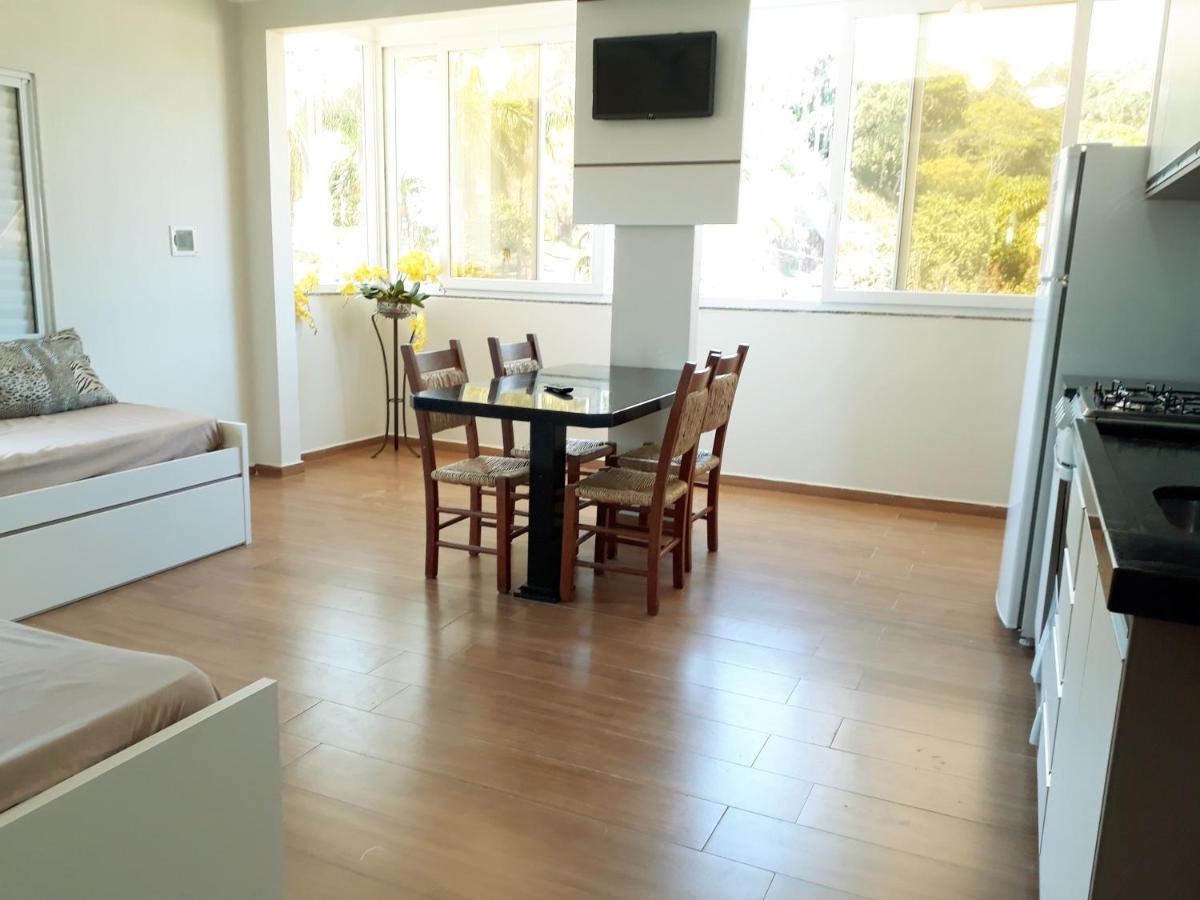 Residencial Lilly - Aptos De 1 E 2 Dorm. * Florianopolis
