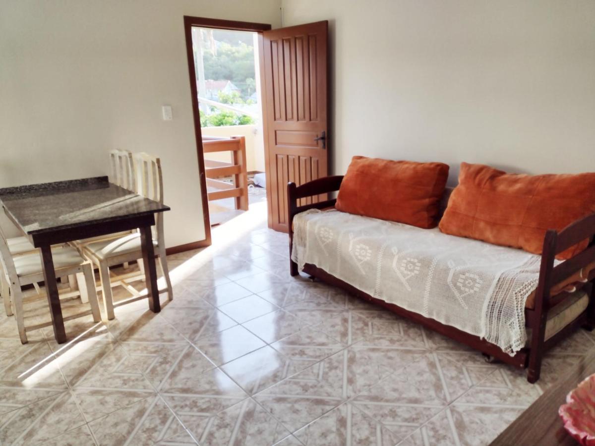 Residencial Lilly - Aptos De 1 E 2 Dorm. * Florianopolis