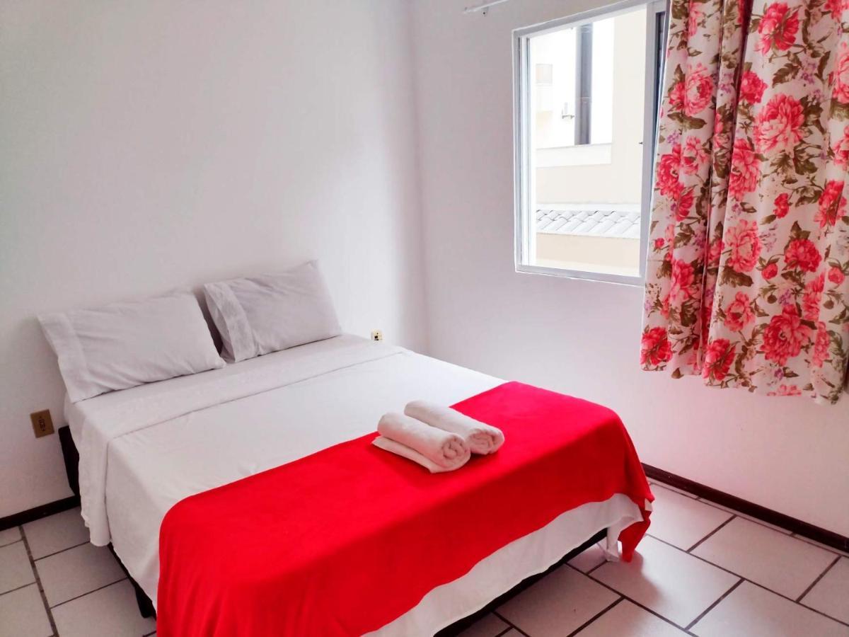 Residencial Lilly - Aptos De 1 E 2 Dorm. * Florianopolis