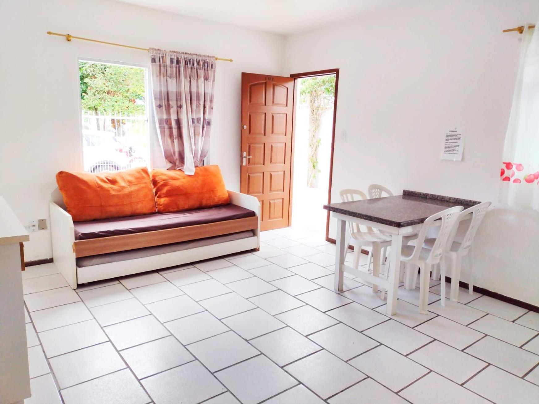 Residencial Lilly - Aptos De 1 E 2 Dorm.