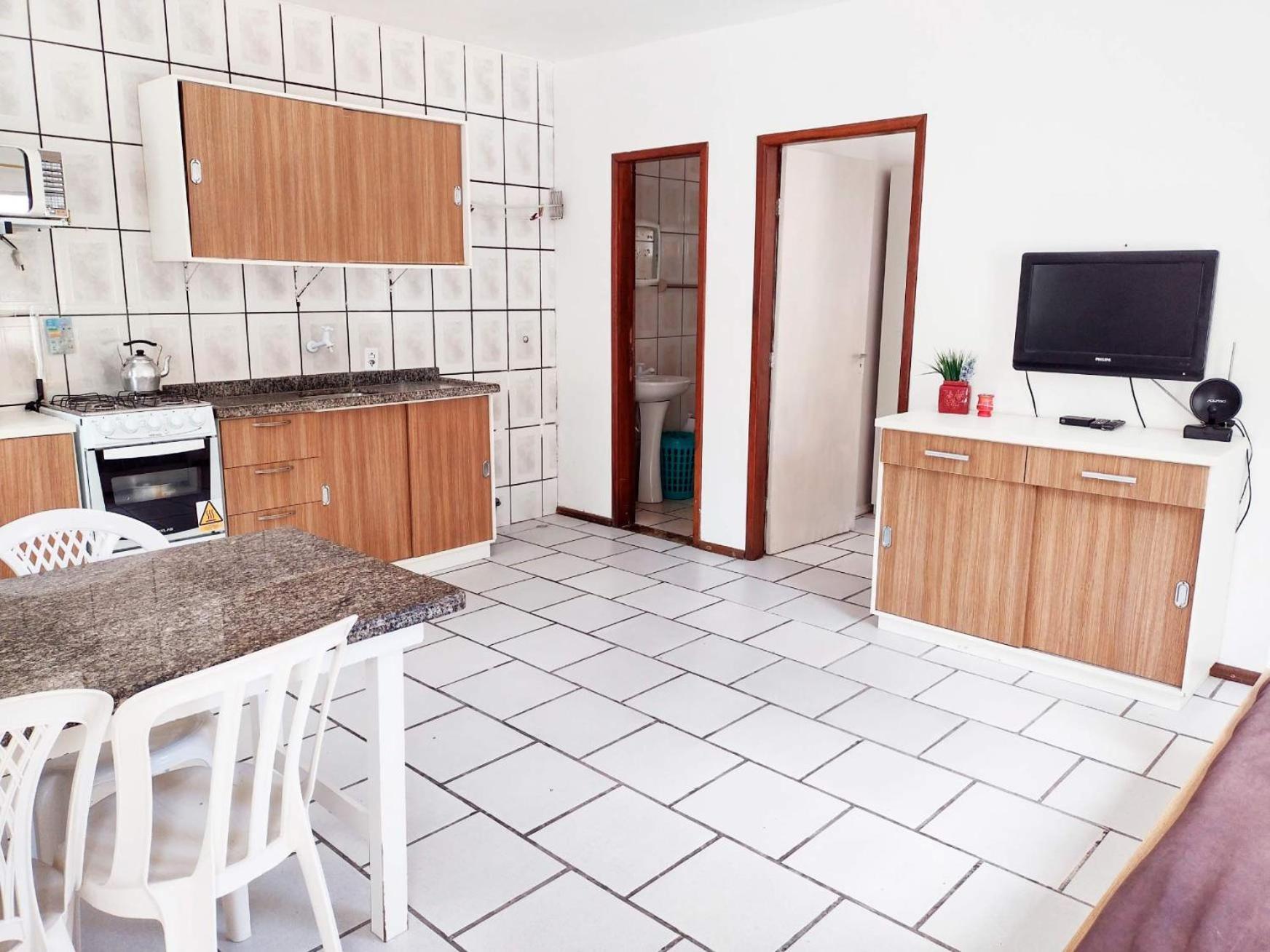 Residencial Lilly - Aptos De 1 E 2 Dorm. * Florianopolis