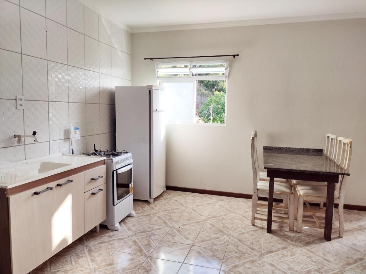 Apartamento Residencial Lilly - Aptos De 1 E 2 Dorm.